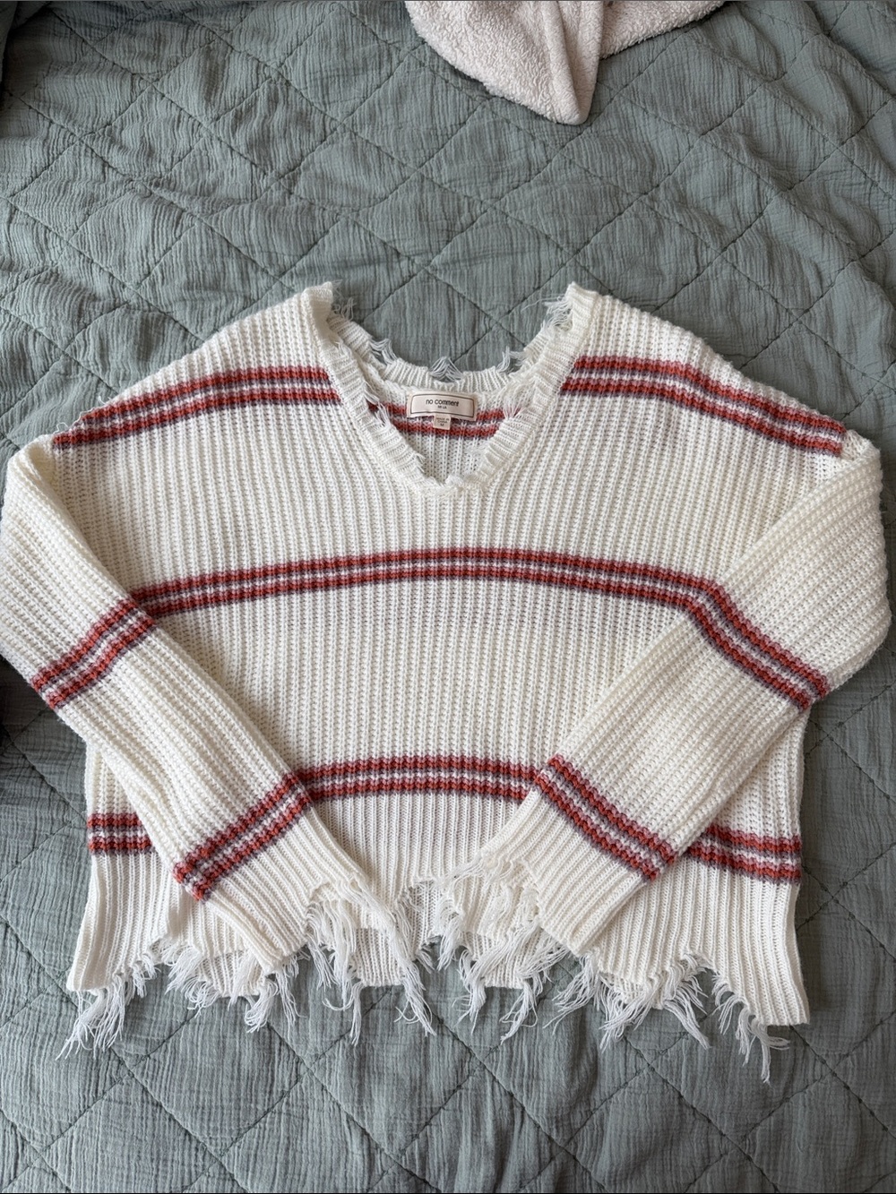 Frayed V-Neck Stripe Sweater in Cream and Rust